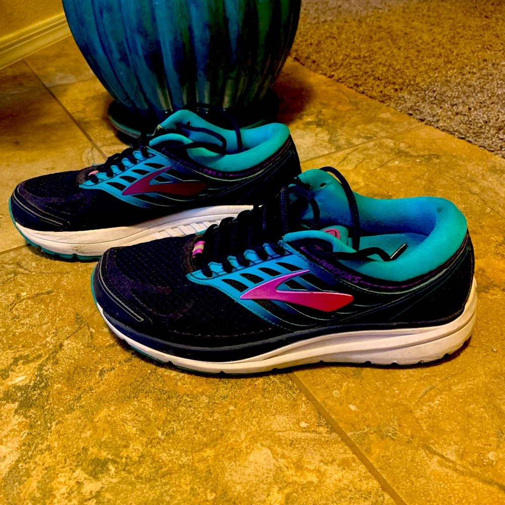 Brooks Addiction 13 running shoes